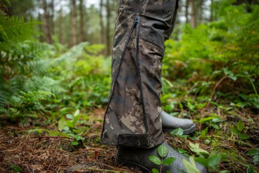 Nash Zero Tolerance Helluva Waterproof Bib and Brace Camo - Image 21