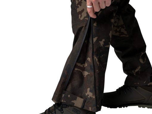 Nash Zero Tolerance Helluva Waterproof Bib and Brace Camo - Image 10