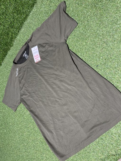 1x Trakker UV Sun Protection T-Shirt Medium (NEW DISCONTINUED STOCK) - PRE LOVED