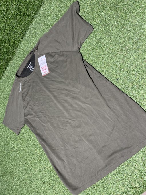 1x Trakker UV Sun Protection T-Shirt Medium (NEW DISCONTINUED STOCK) - PRE LOVED - Image 2