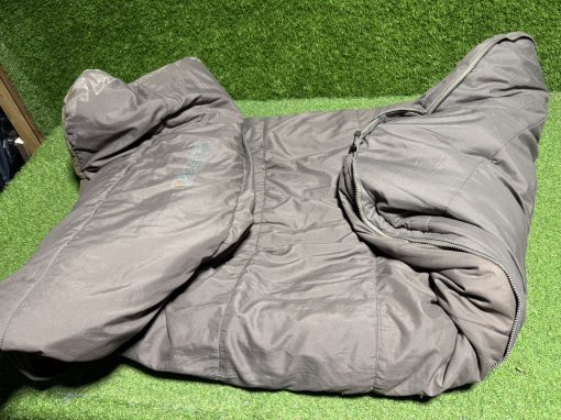 1x Fox R Series Sleeping Bag (Zip On But Can Be Used Without) - PRE LOVED