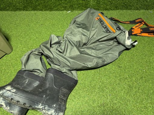 1x Pro Logic Waders UK 10 - PRE LOVED