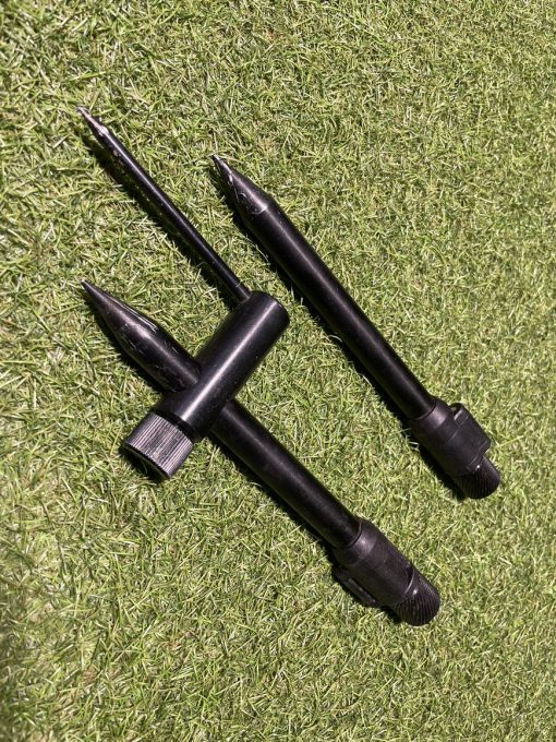 2x Fox Banksticks and 1x Stabiliser - PRE LOVED - Image 2