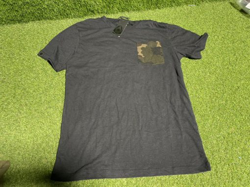 1x Korda Limted Edition Kamo Pocket T-Shirt L - PRE LOVED