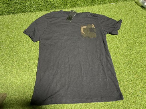 1x Korda Limted Edition Kamo Pocket T-Shirt L - PRE LOVED - Image 5