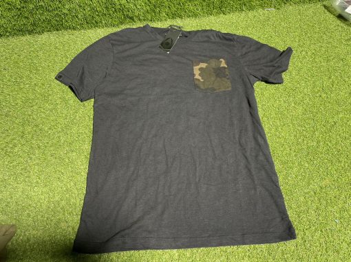 1x Korda Limted Edition Kamo Pocket T-Shirt M - PRE LOVED