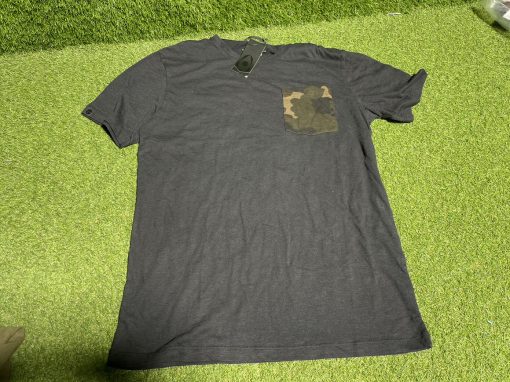 1x Korda Limted Edition Kamo Pocket T-Shirt M - PRE LOVED - Image 3