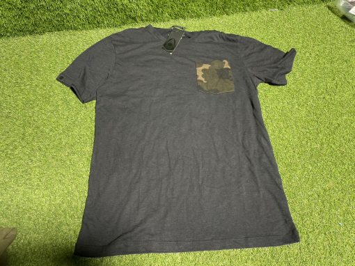 1x Korda Limted Edition Kamo Pocket T-Shirt M - PRE LOVED - Image 4