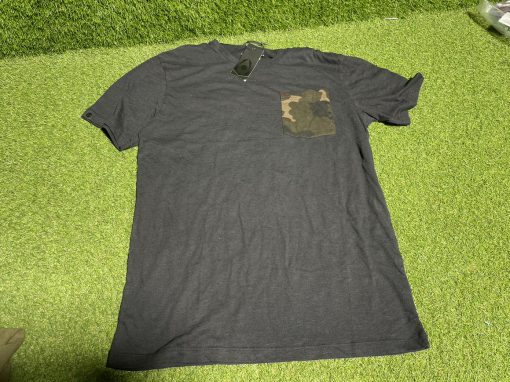 1x Korda Limted Edition Kamo Pocket T-Shirt XXL - PRE LOVED - Image 3