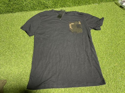 1x Korda Limted Edition Kamo Pocket T-Shirt XXL - PRE LOVED - Image 4