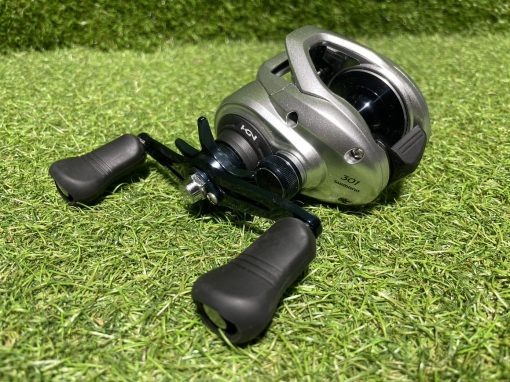 1x Shimano TRANX 301 - PRE LOVED - Image 2