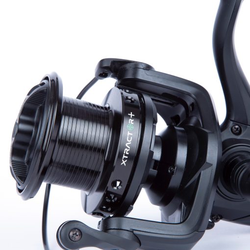 Sonik XTRACTOR+ 5000 Fishing Reel - Image 6