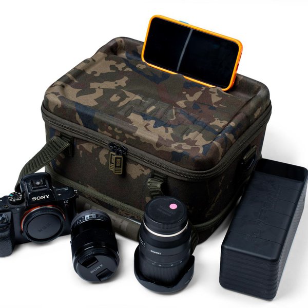 Nash Subterfuge Hi Protect Tech Bag - Image 2