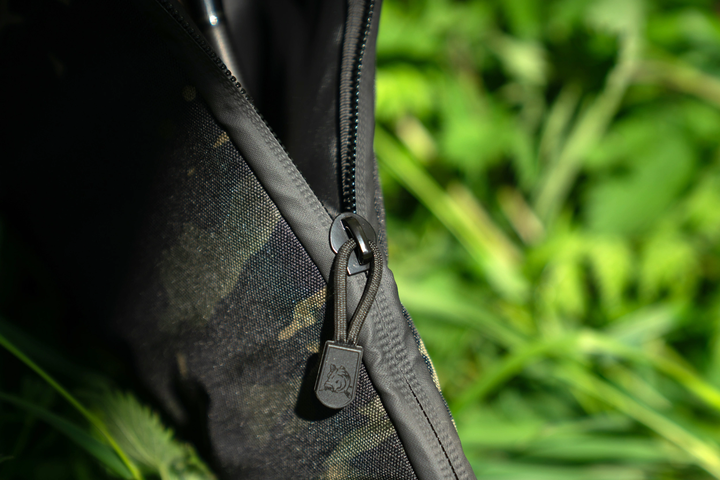 Carp Life Eclipse Camo Padded Single Rod Sleeve - Image 11