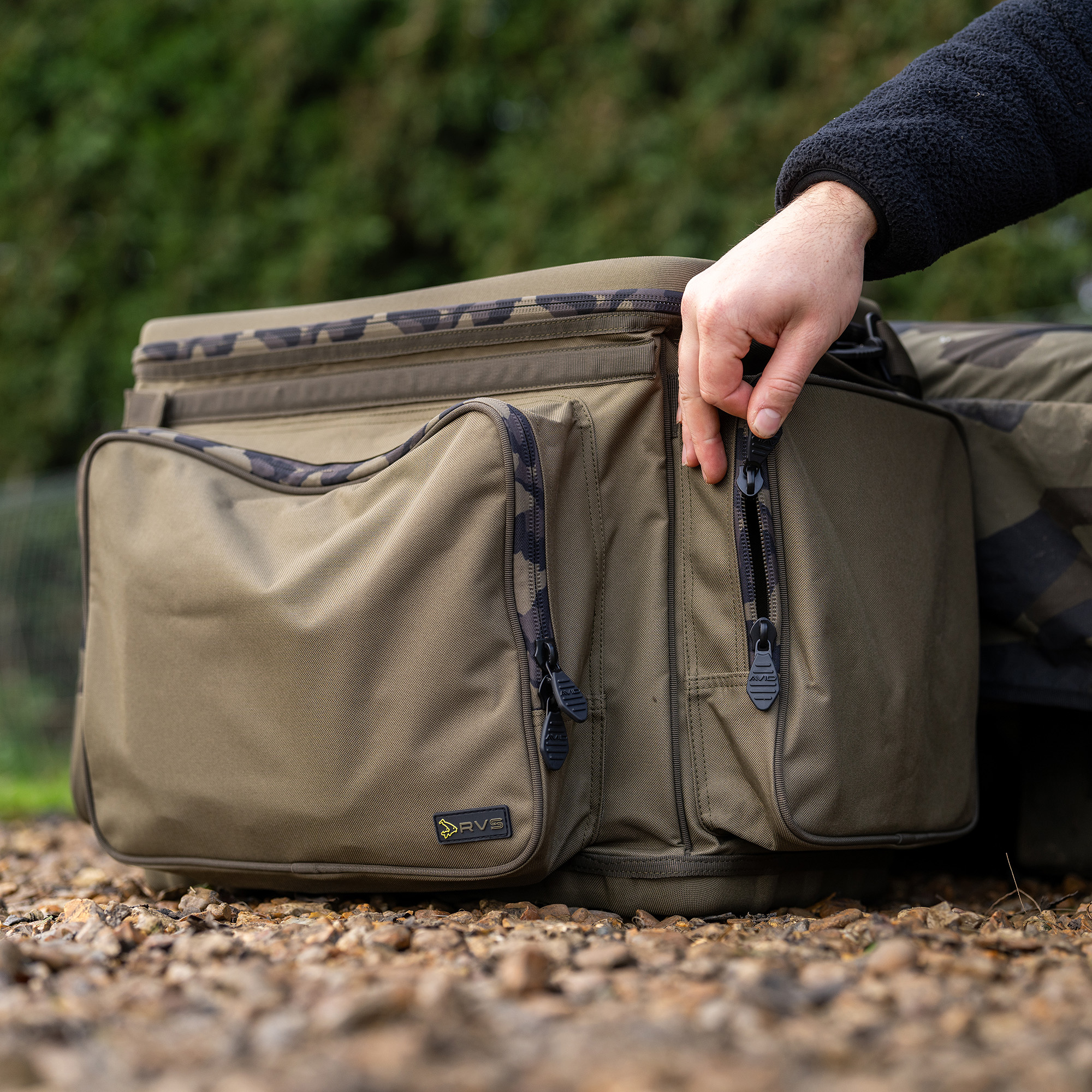 Avid RVS Deluxe Hard-Top Carryall - Image 8