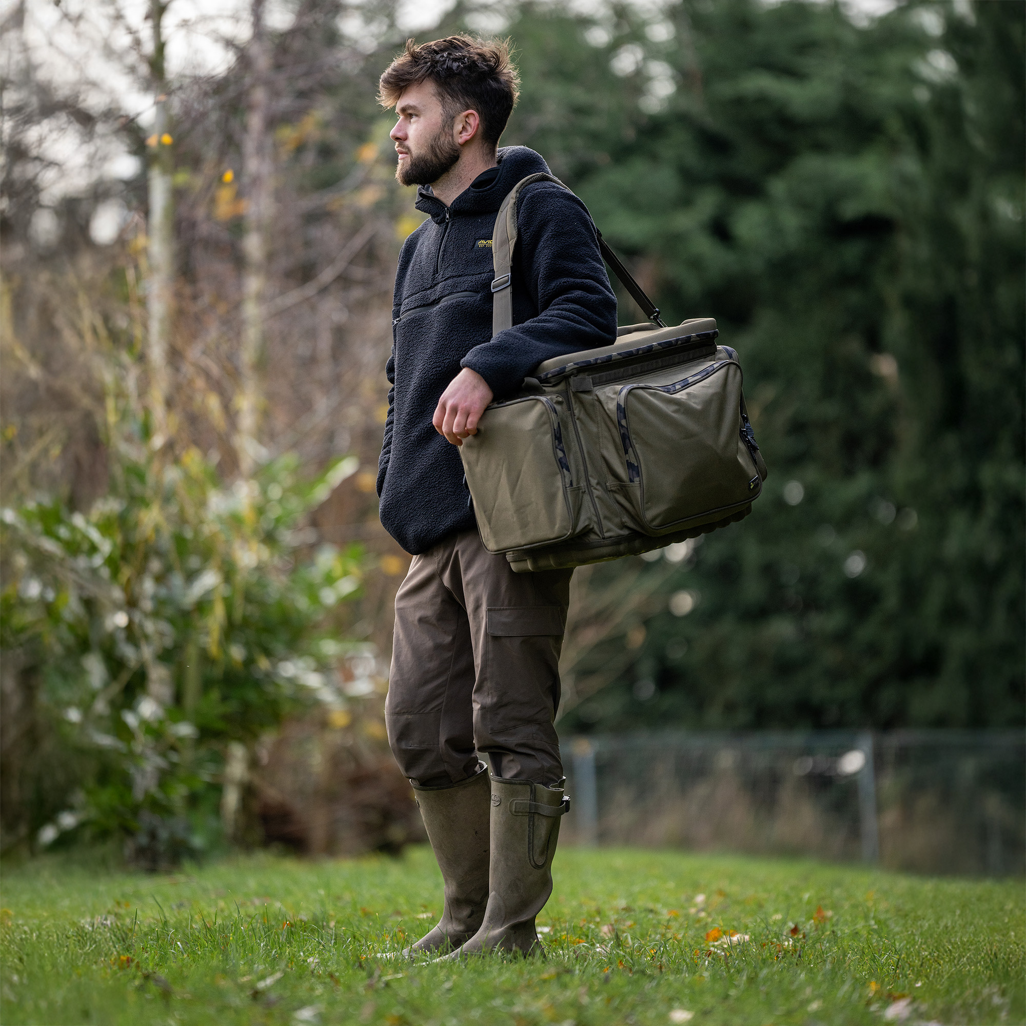 Avid RVS Deluxe Hard-Top Carryall - Image 3