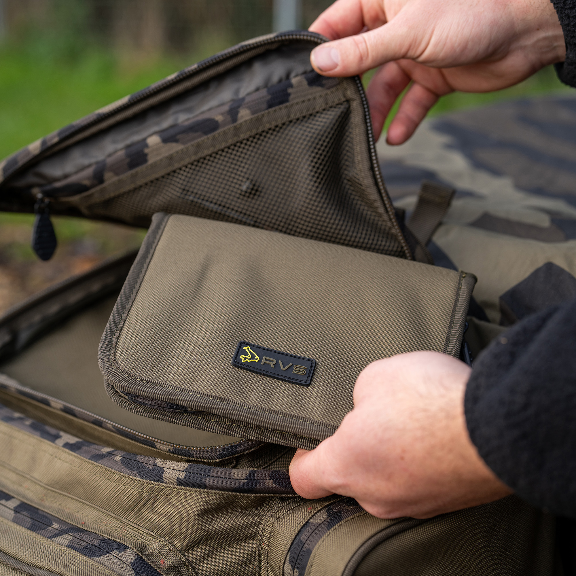 Avid RVS Licence Wallet - Image 5