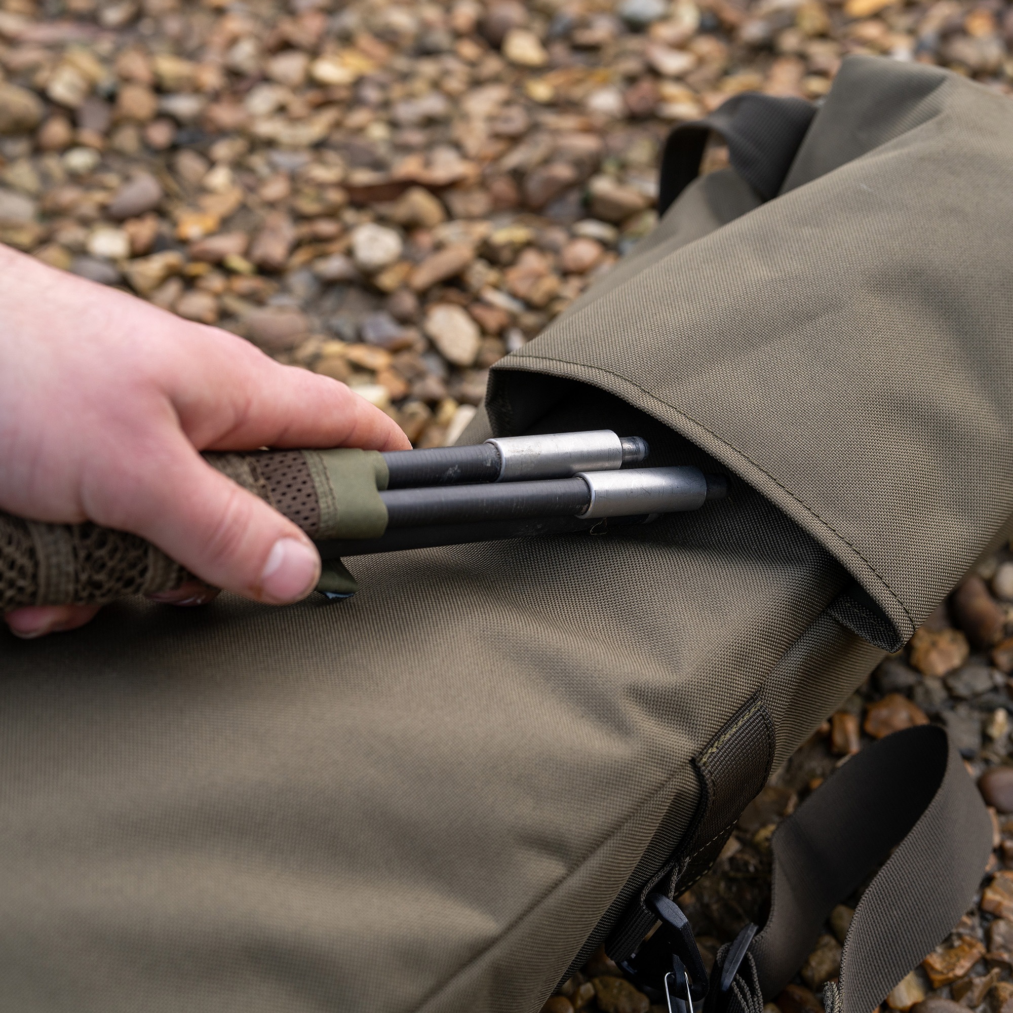 Avid RVS 10ft Retractable Rod Bag - Image 10
