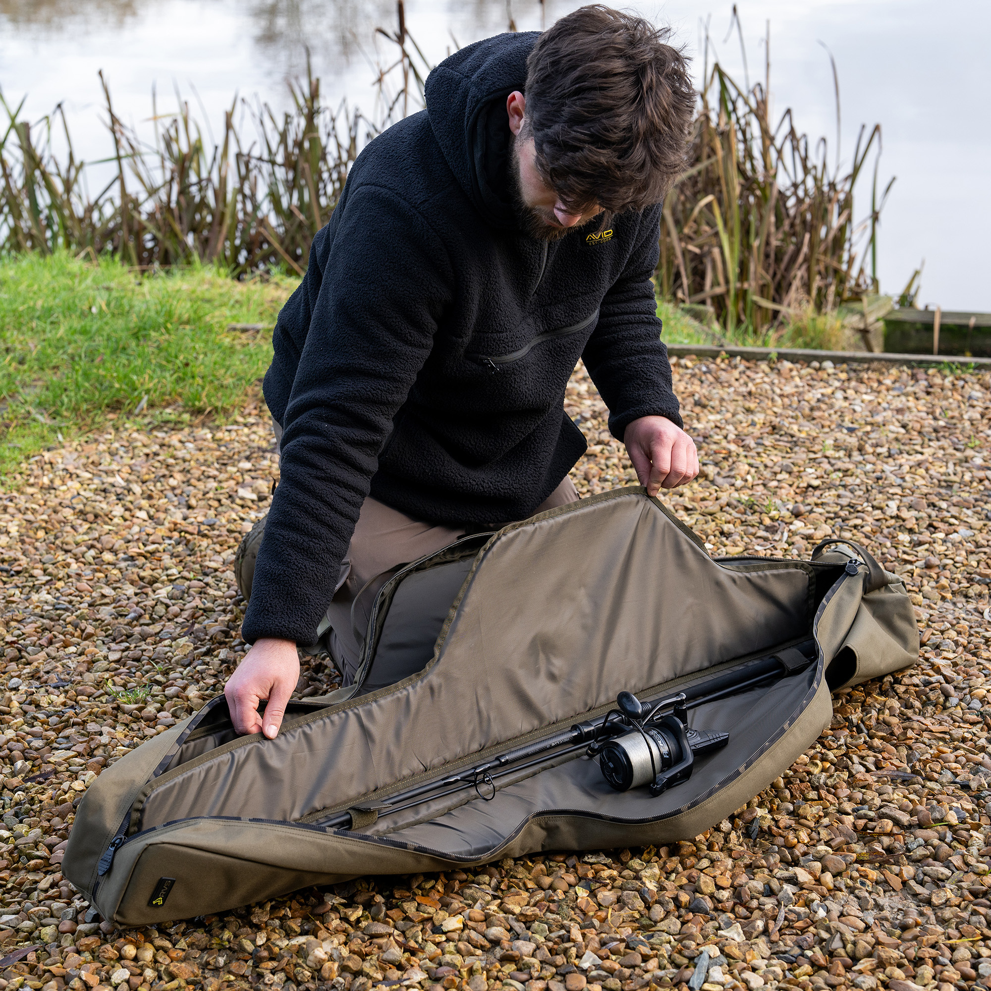 Avid RVS 10ft Retractable Rod Bag - Image 6