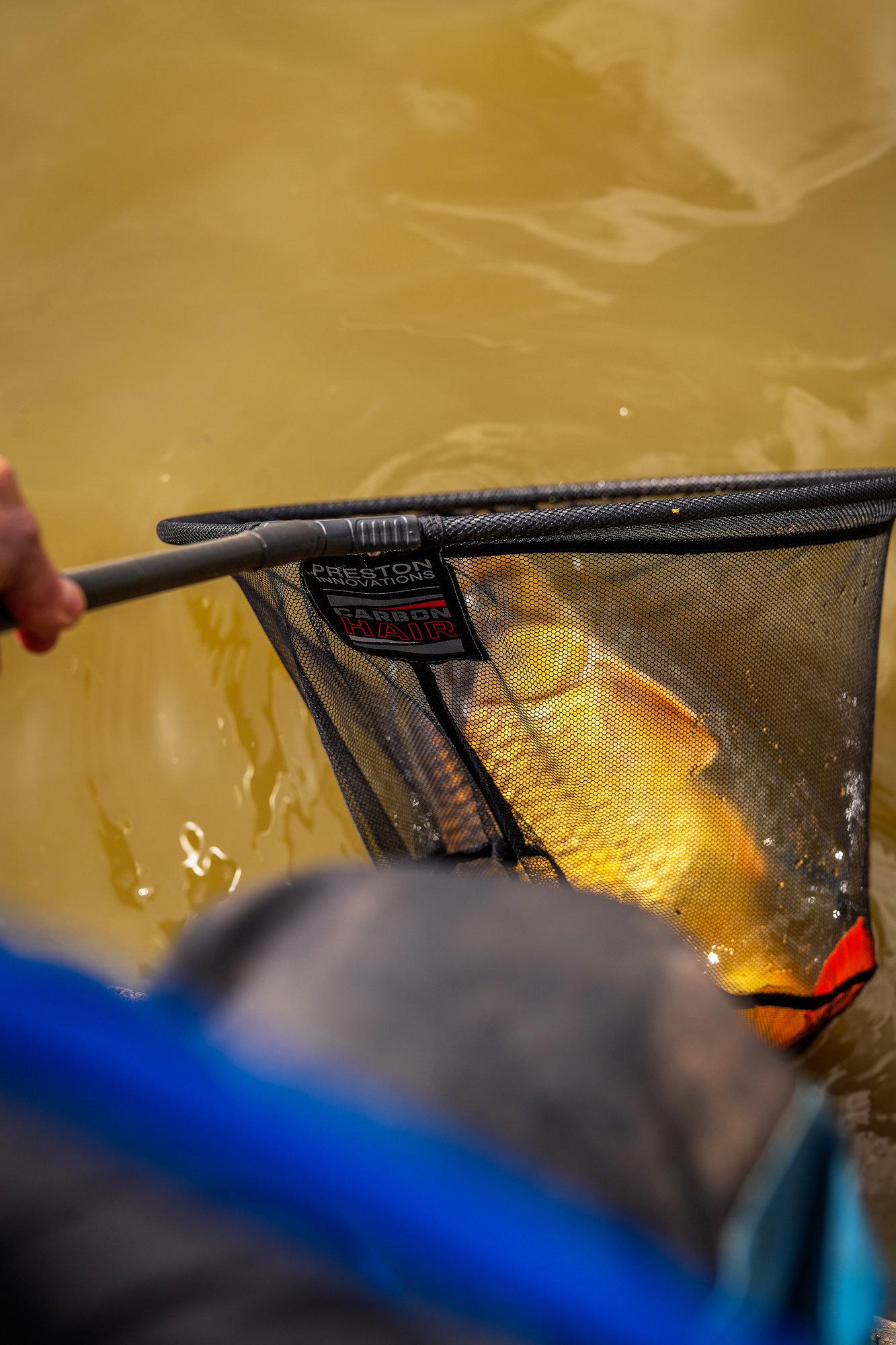 Preston Carbon Hair Mesh Landing Net - Image 10