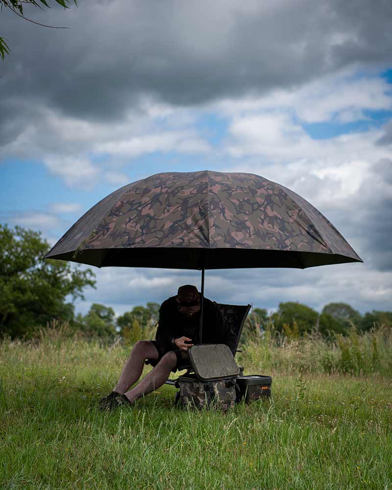 Fox 60" Camo Brolly - Image 2