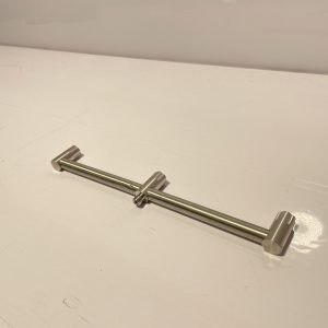 Alternative view of 1x Jag 3 Rod Fixed Buzzbar 11" A16 - PRE LOVED