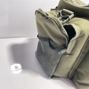1x Aqua Endura Carryall  - S118 - PRE LOVED - Image 3