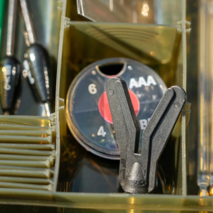 OMC FC Loaded Tackle Box Kit - Image 5