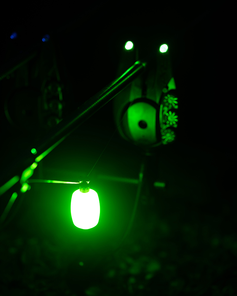 Fox Black Label Dumpy Halo Illuminated Bobbin - Image 17