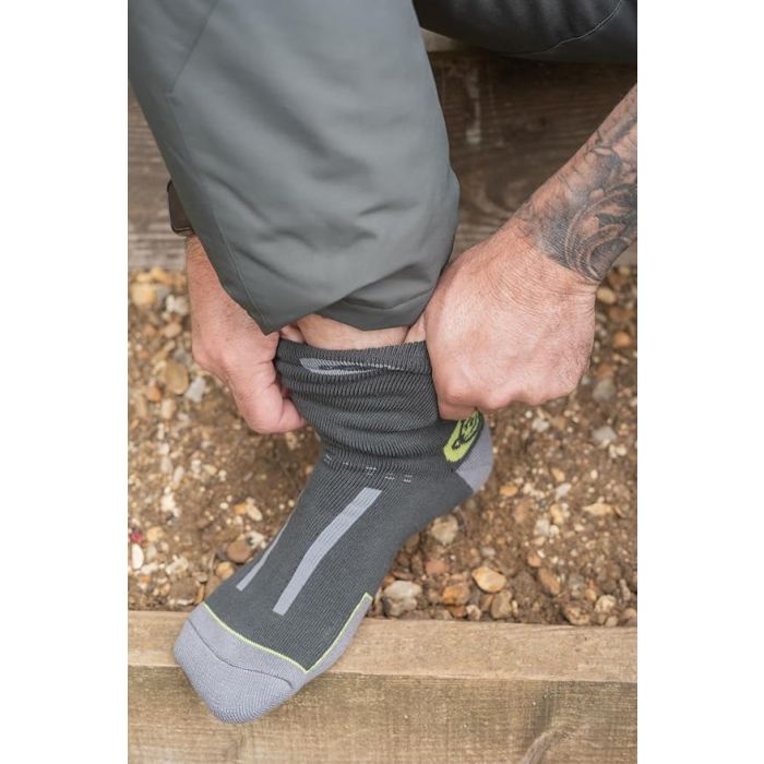 Ridgemonkey APEarel ThermaPro Thermal Socks Green - Image 5