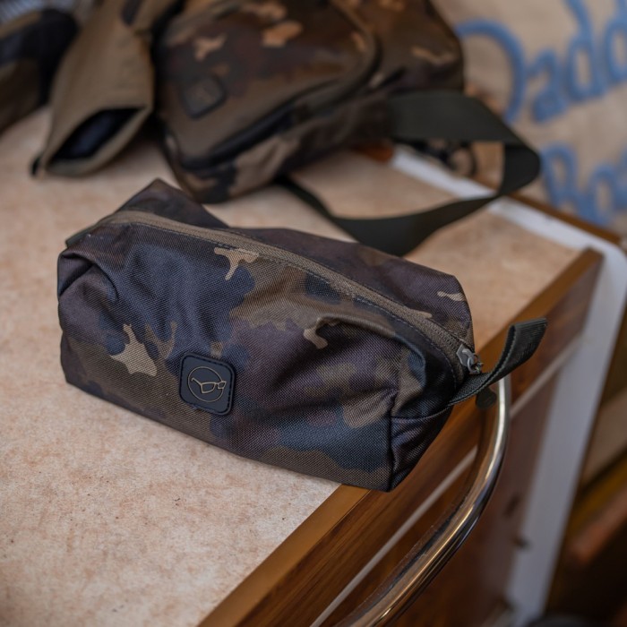 Korda Wash Bag Dark Kamo - Image 3