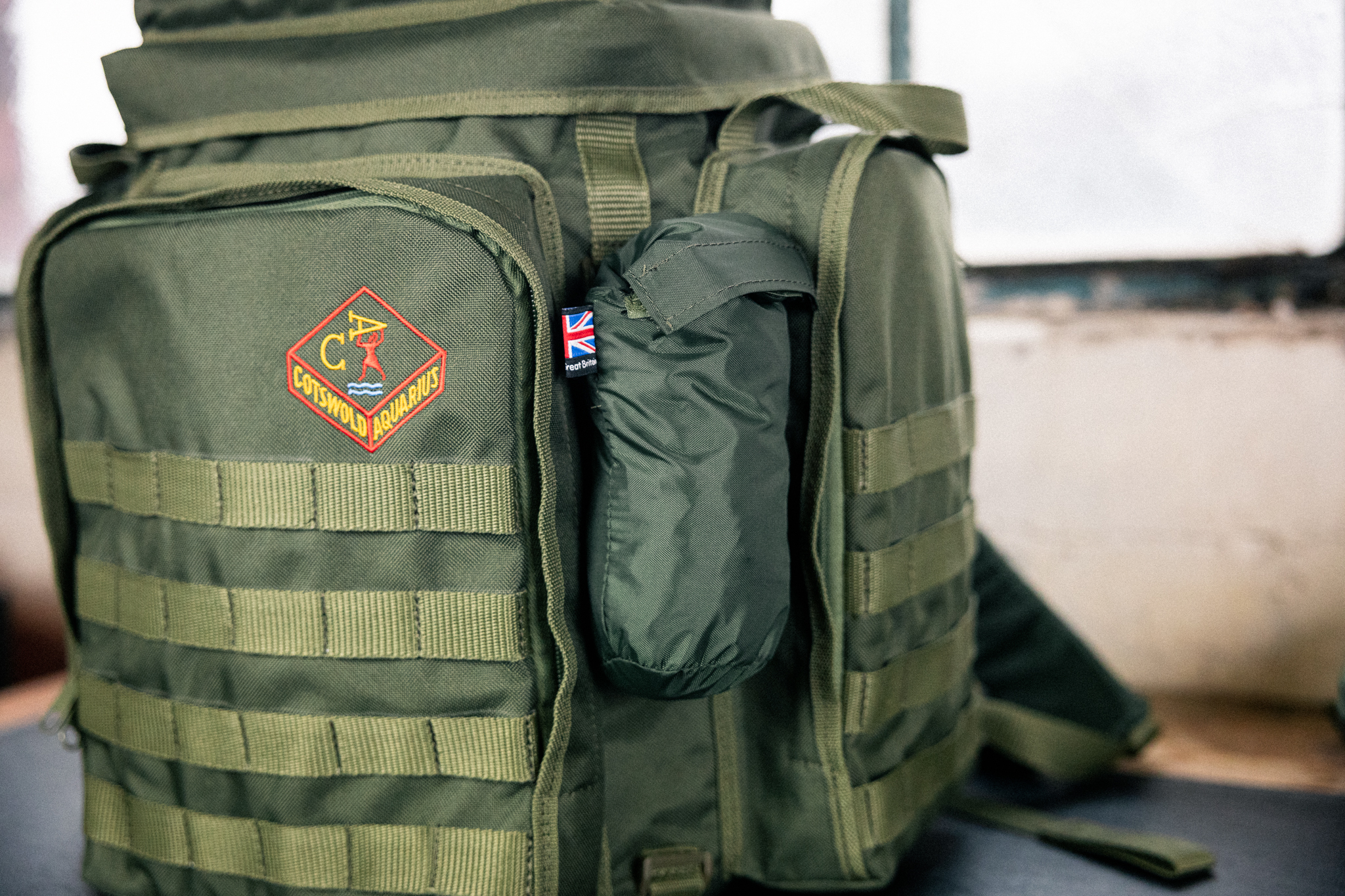 Cotswold Aquarius RS335 RUCKSACK RAIN COVER - GREEN - Image 2