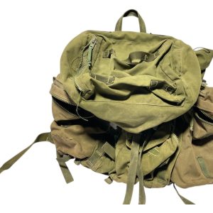 1x Bergan Short Rucksack with Pockets - U178 - PRE LOVED