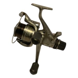 Alternative view of 1x Shimano Bait Runner Areo GTE 8000B - J21 - PRE LOVED