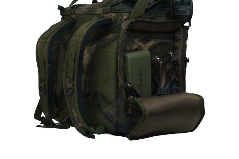 Solar Worldwide 30L Rucksack - Image 11