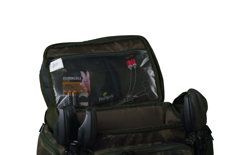 Solar Worldwide 30L Rucksack - Image 15