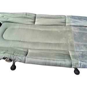 1x JRC Stealth 3 Bedchair - QUITE STIFF - REDB2 - PRE LOVED - Image 3