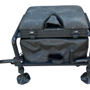 1x Daiwa D50SB Seatbox With Arm - REDB37 - PRE LOVED - Image 3
