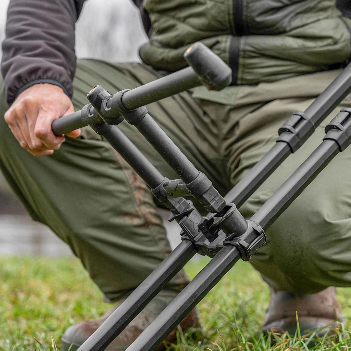 Korum Deluxe River Tripod 3 Rod Wide - Image 3