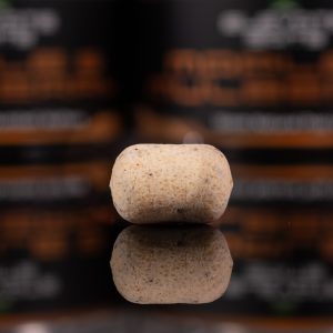 Alternative view of Elevate Baits Maple and Mulberry Natural Dumbell Wafters 15mm x 12mm