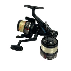 Alternative view of 1x Daiwa Regal 2050X BR with Spare Spools - J1  - PRE LOVED