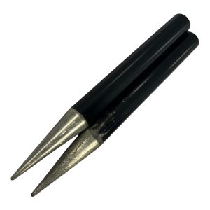 Alternative view of 2x Korda Black Spikes - C3 - PRE LOVED