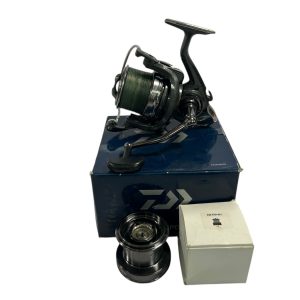 1x Daiwa Emcast SpodnMark with 2 Spare Spools - REEL SEAT IS BROKEN BUT STILL WORKS - PRE LOVED