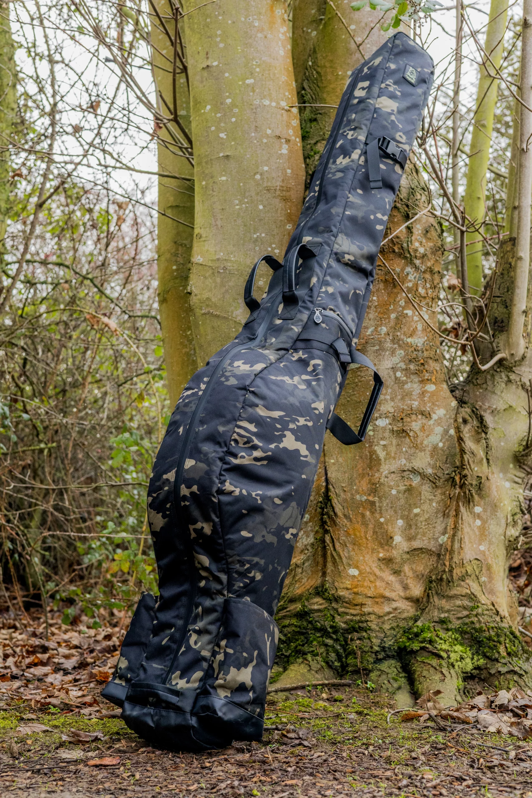 CarpLife Eclipse Camo Elite 10ft 3 Rod Holdall - Image 2