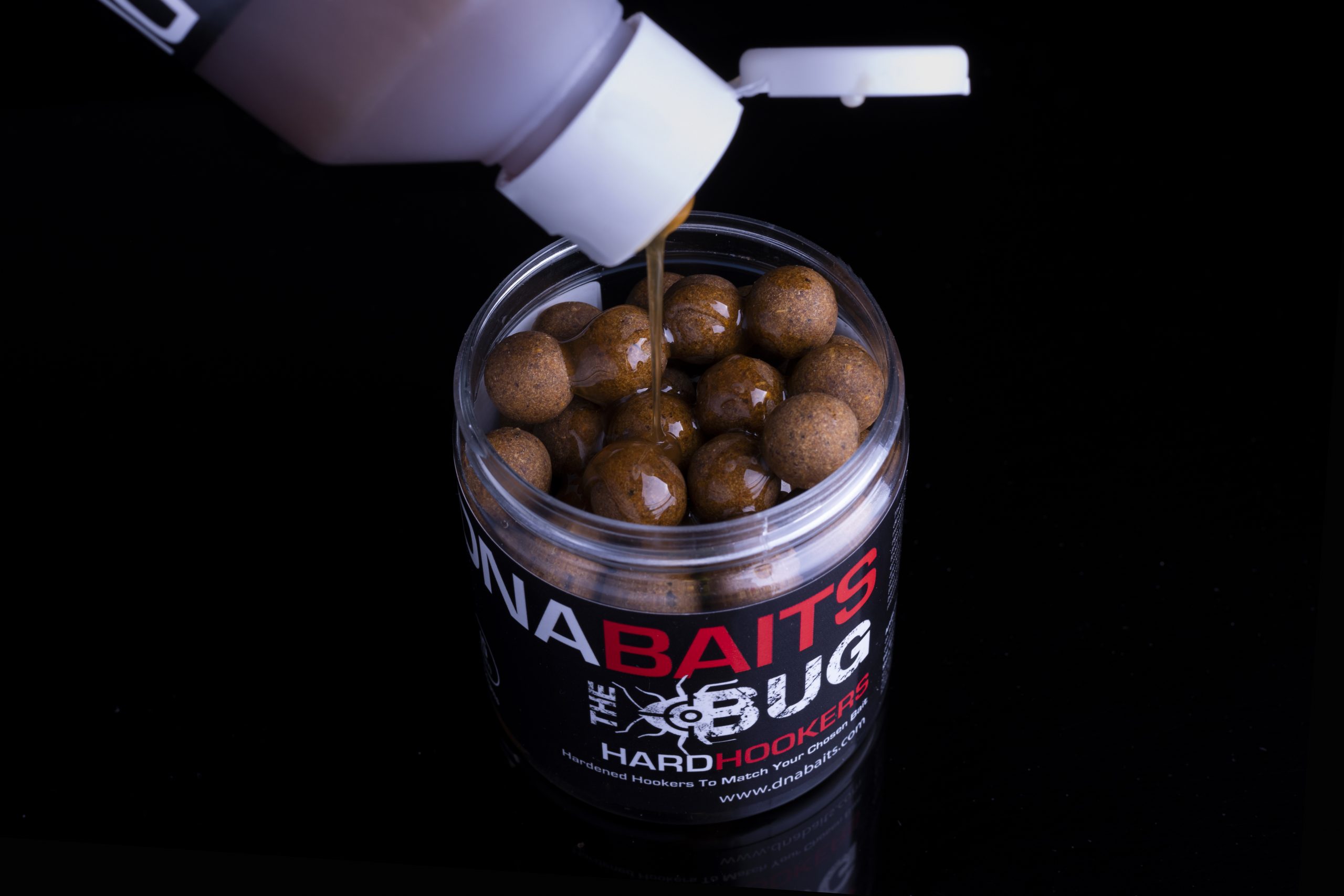 DNA Baits The Bug Liquid Bait Soak 250ml - Image 2