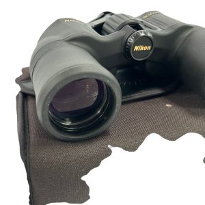 1x Nikon Aculon Binoculars in Case - C24 - PRE LOVED - Image 2