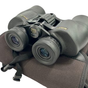 1x Nikon Aculon Binoculars in Case - C24 - PRE LOVED - Image 4