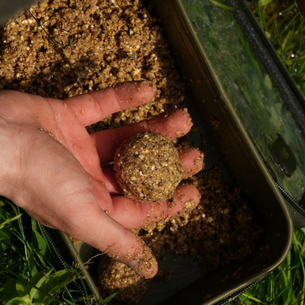 OMC FC iScream Groundbait - Image 3