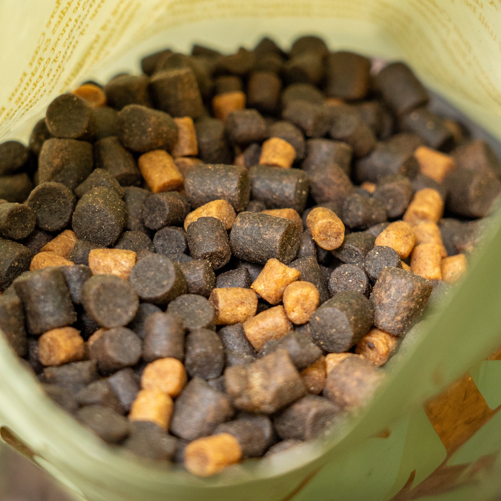 OMC iScream 6mm & 8mm Pellet 5kg - Image 2
