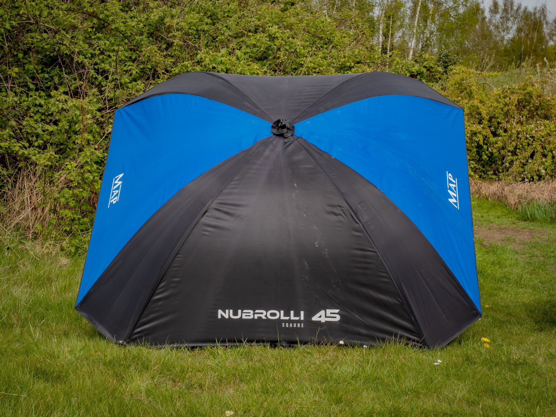MAP NUBROLLI SQUARE UMBRELLA 45''